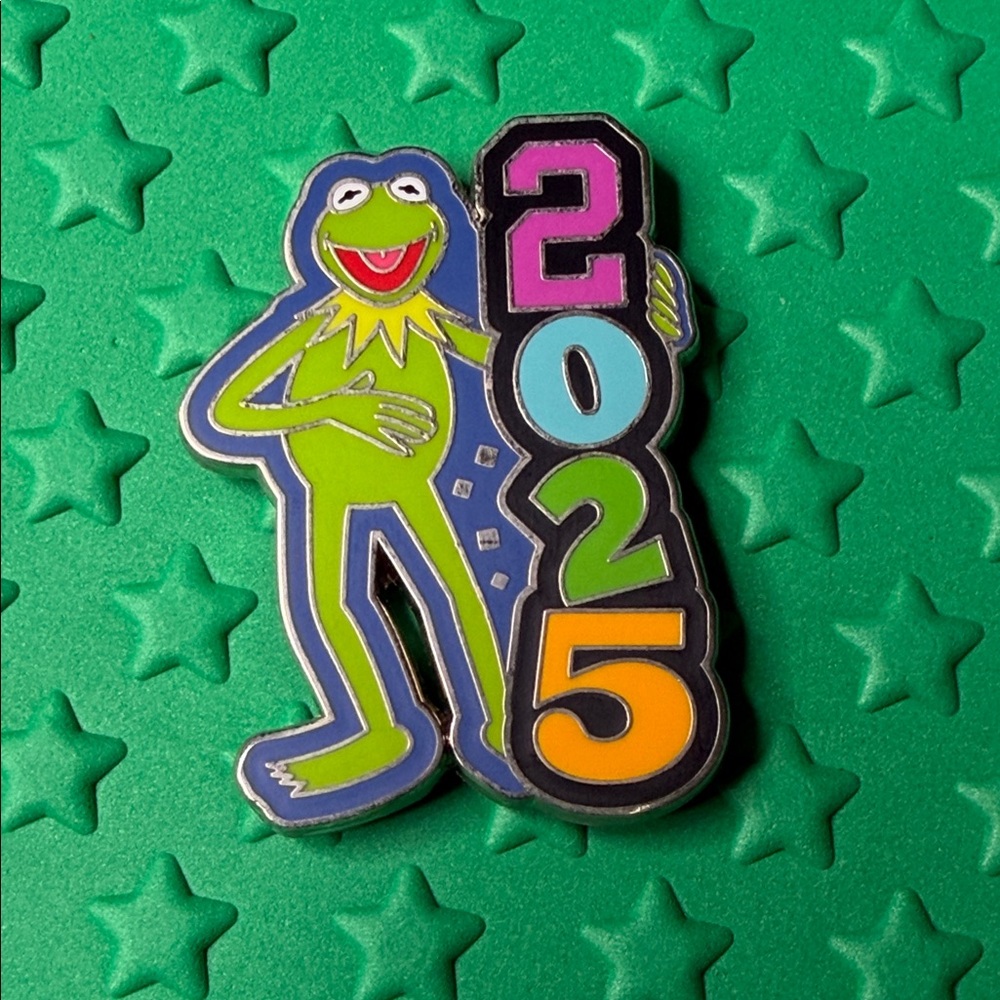 Disney Kermit the Frog 2025 Mystery Pin